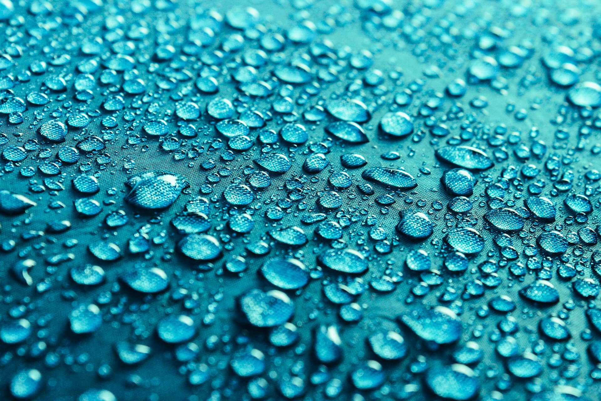 Water droplets on TPU laminated fabric